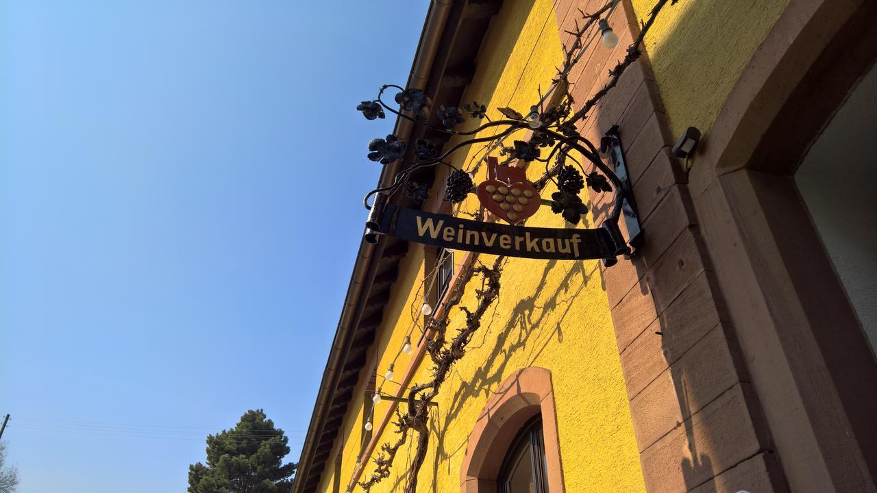 Hotel Restaurant Hambacher Winzer Neustadt an der Weinstraße Esterno foto